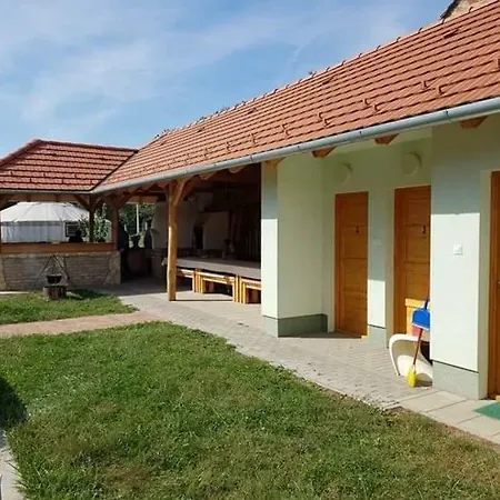 Nomad Jurta Zalakaros Mellett Zalamerenye